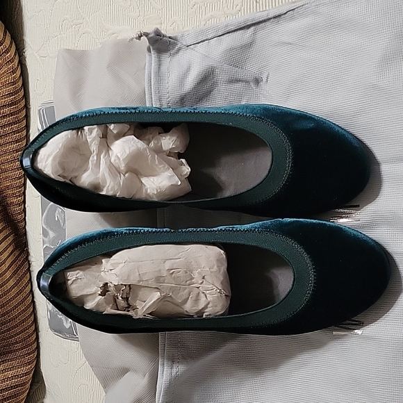 STUART WEITZMAN Flat Shoes Green - Picture 13 of 15